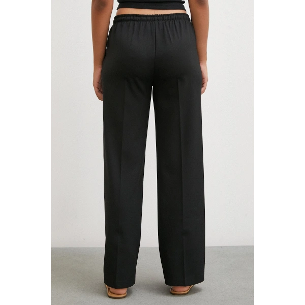 Bol Paça Lastikli Pantolon Siyah