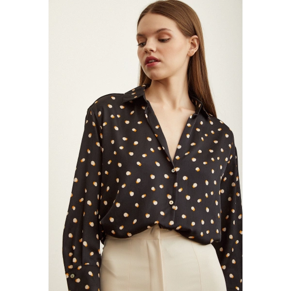 Puantiye Desenli Saten Gömlek Siyah