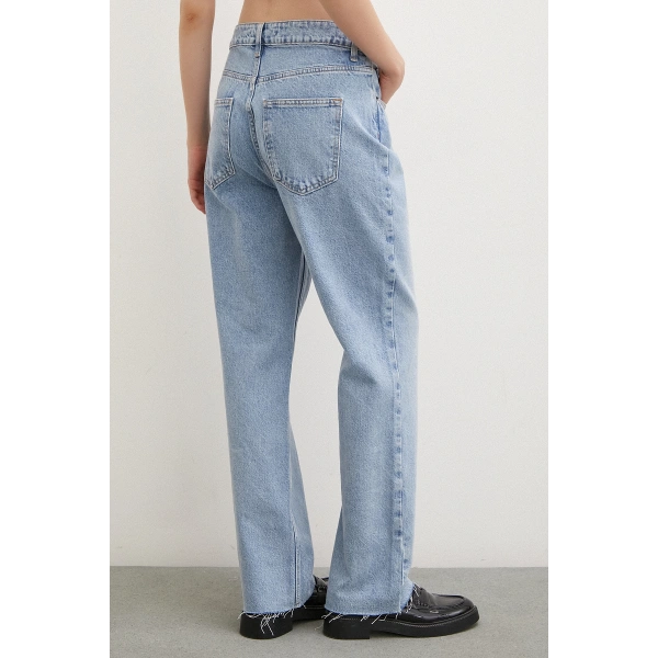 Kesik Paça Yüksek Bel Jean Buz Mavisi