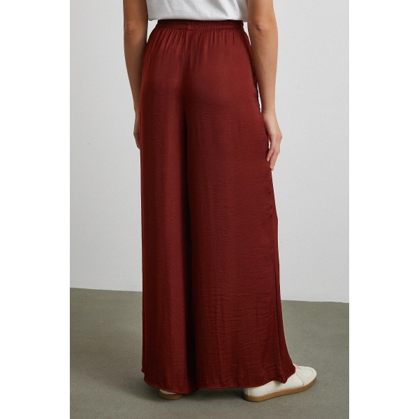 Beli Lastikli Dökümlü Geniş Paça Pantolon Kahve