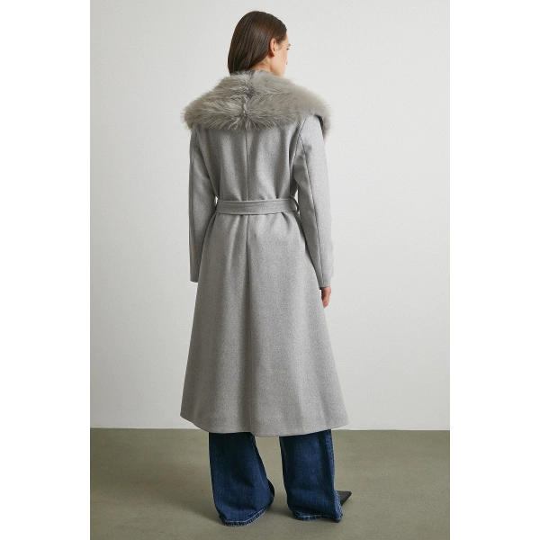 Kürk Yaka Kuşaklı Kaşe Kaban Gri