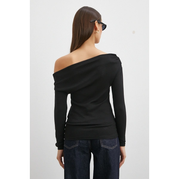 Omuz Pileli Uzun Kol Bluz Siyah