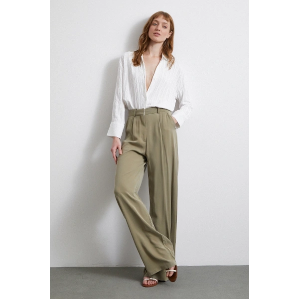 Şerit Dokulu Gömlek Beyaz