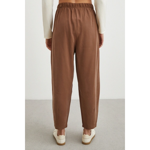 Bağcıklı Beli Lastikli Pileli Pantolon Kahve