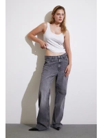 Yüksek Bel Kesik Paça Wide Leg Jean Antirasit