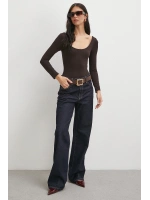 U Yaka Uzun Kollu Çıtçıtlı Bodysuit Kahve