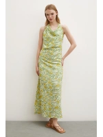 Degaje Yaka Maxi Elbise Yeşil