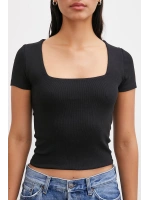 Kare Yaka T-shirt Siyah