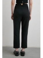 Önü Pensli Skinny Kumaş Pantolon Siyah