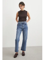 Beş Cepli Yüksek Bel Regular Fit Jean Mavi