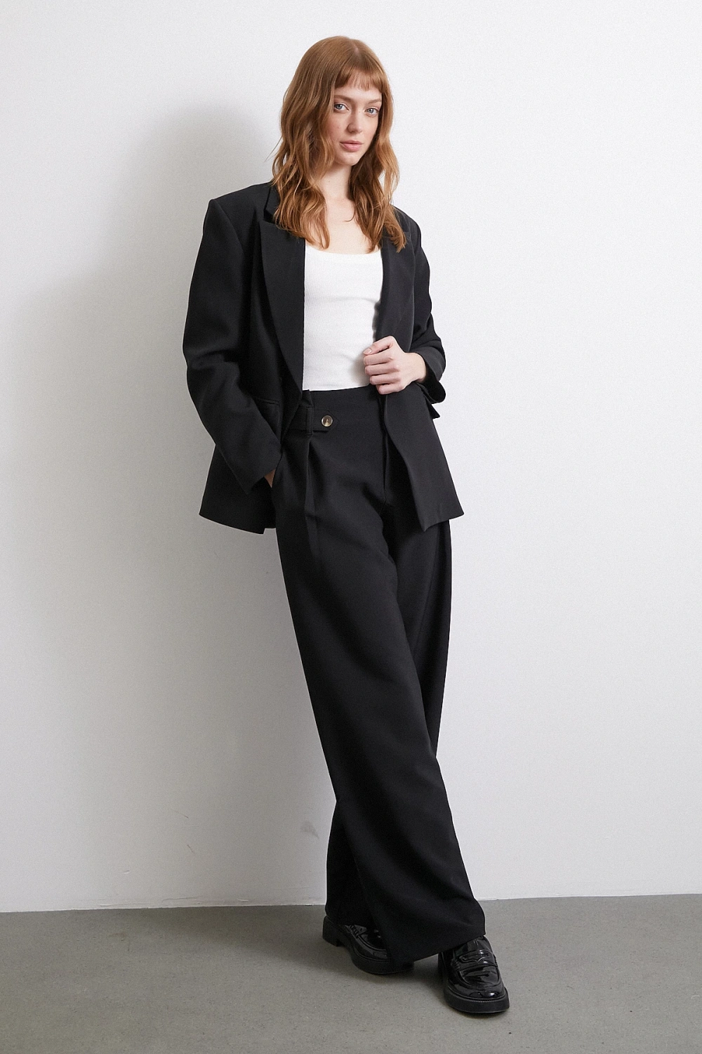 Bel Detaylı Wide Leg Pantolon Siyah