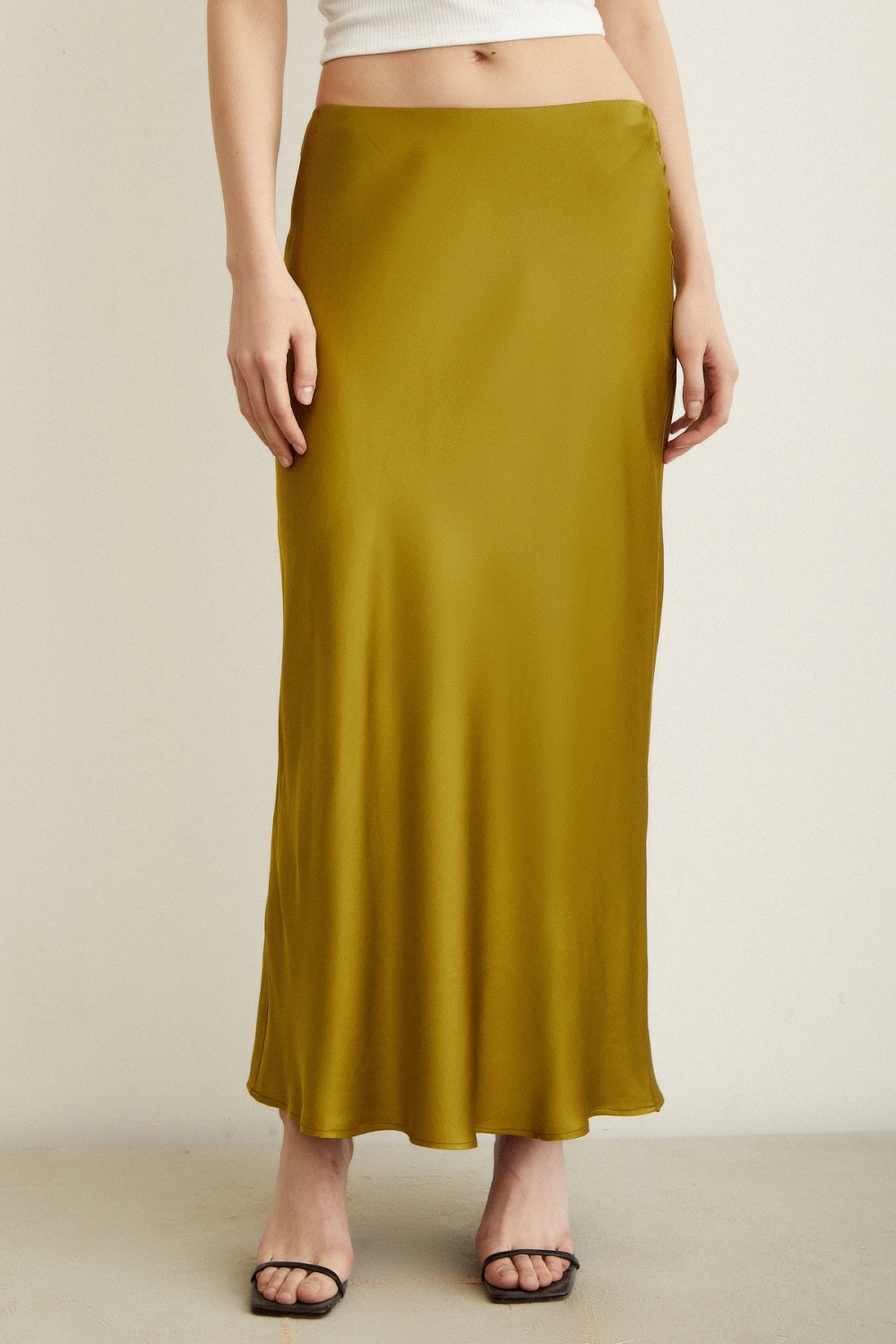 Verev Saten Etek Olive