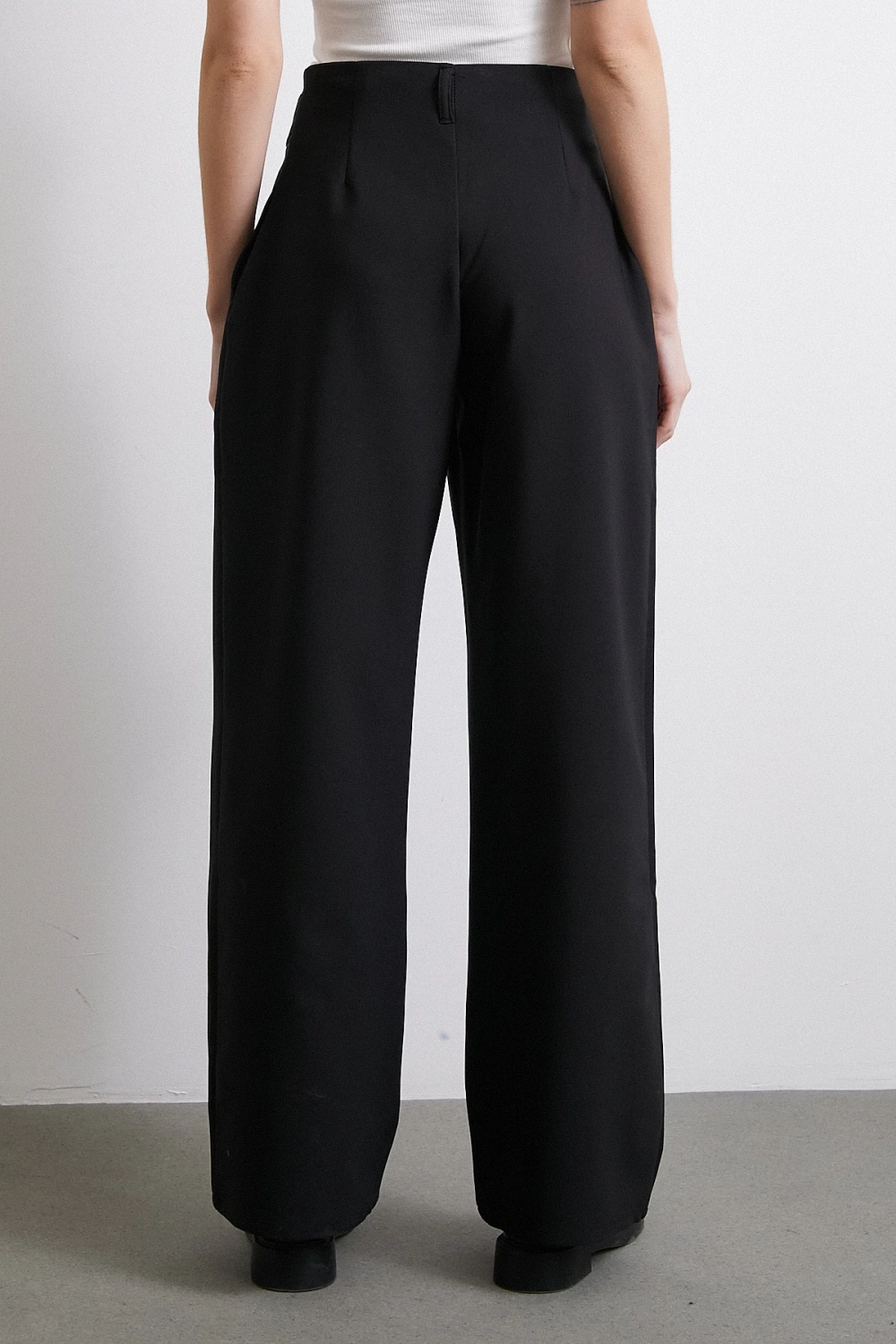 Bel Detaylı Wide Leg Pantolon Siyah