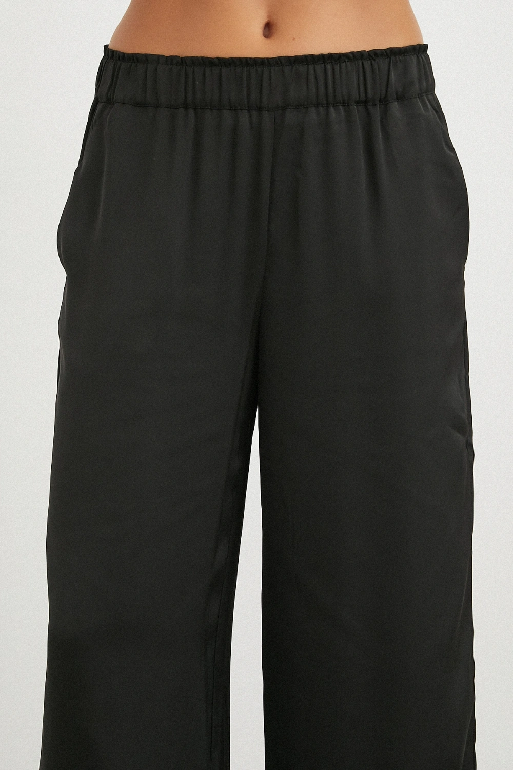 Beli Lastikli Geniş Paça Pantolon Siyah