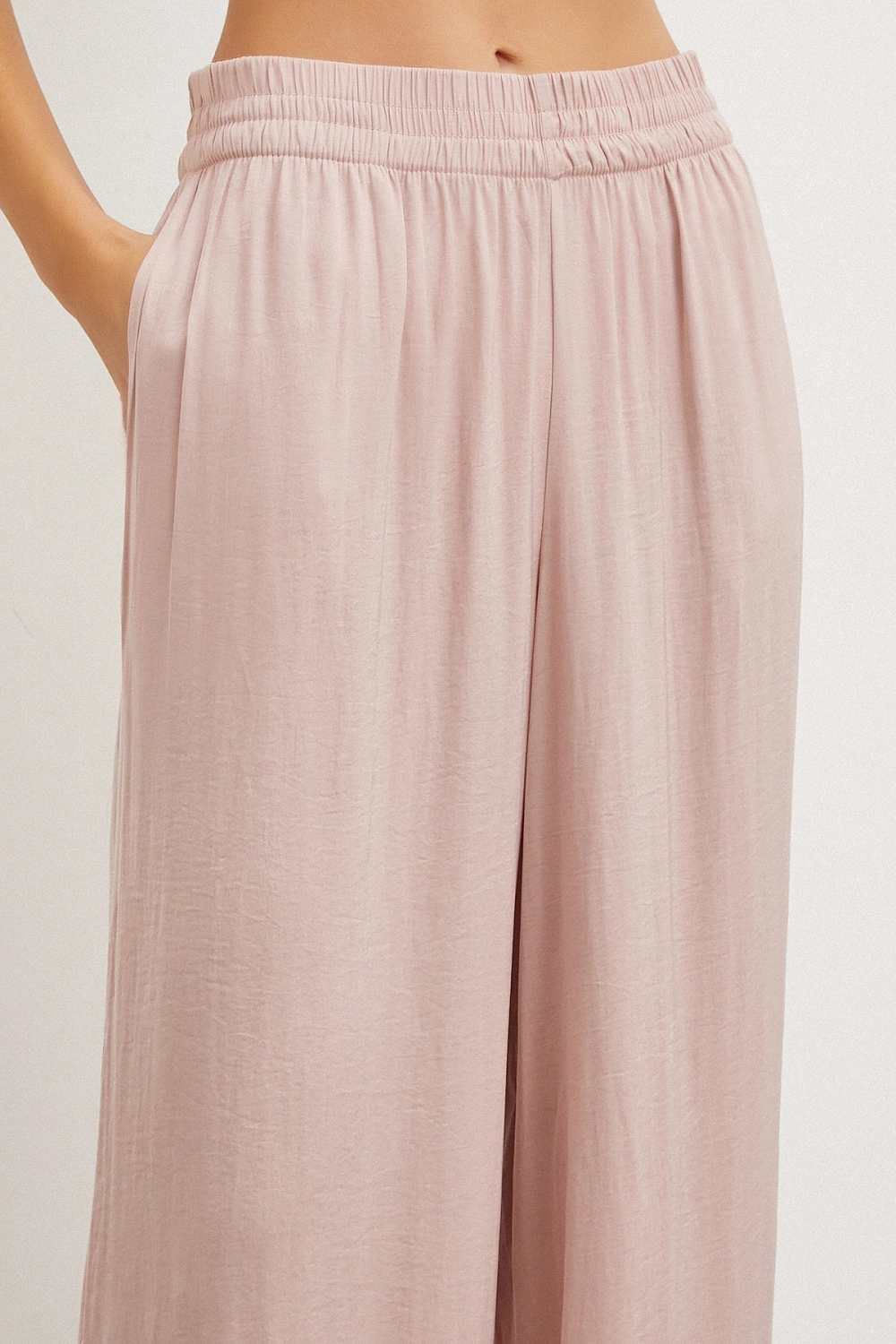 Beli Lastikli Dökümlü Geniş Paça Pantolon Pembe