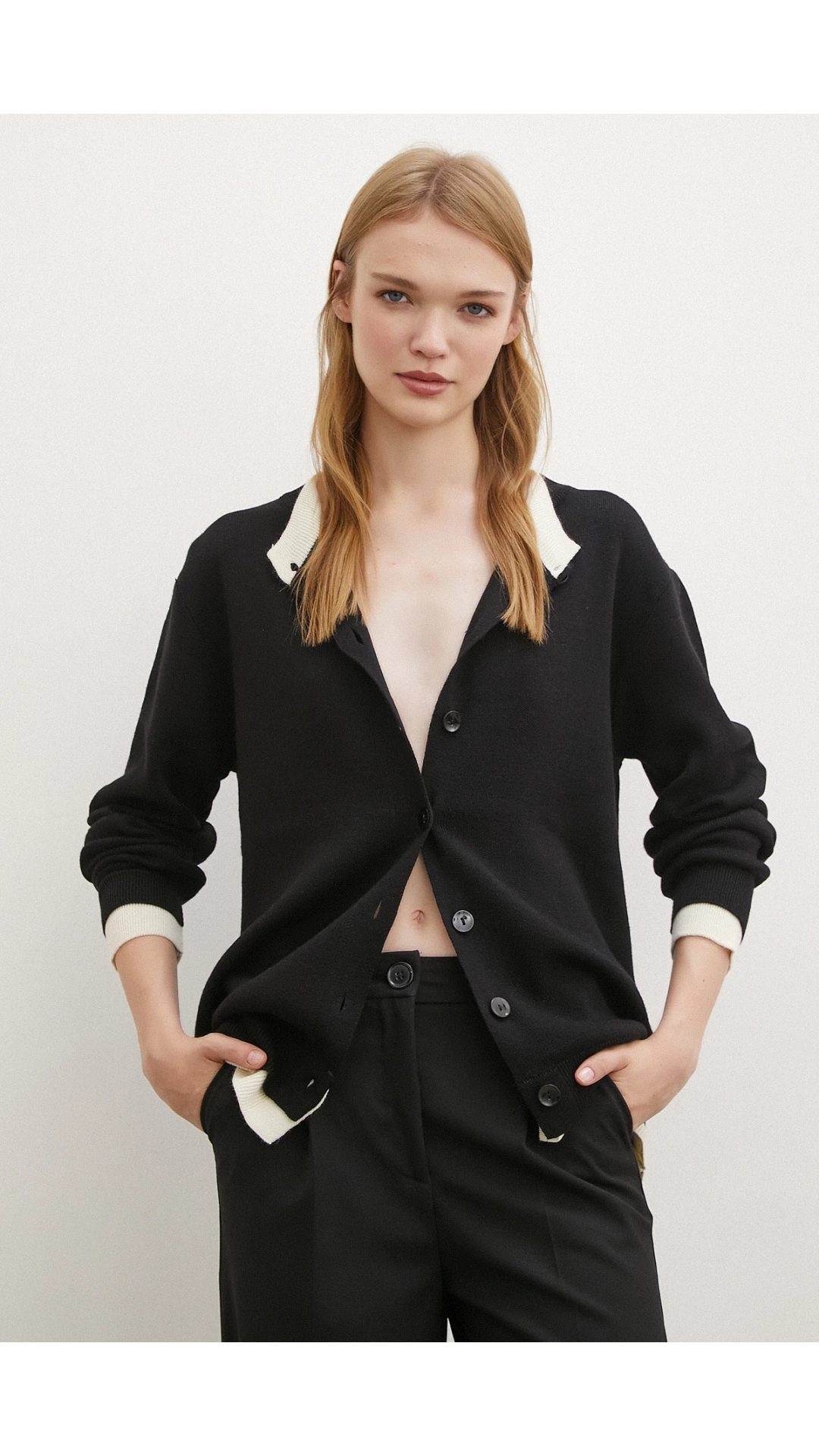 Çift Yakalı Düğmeli Hırka Siyah