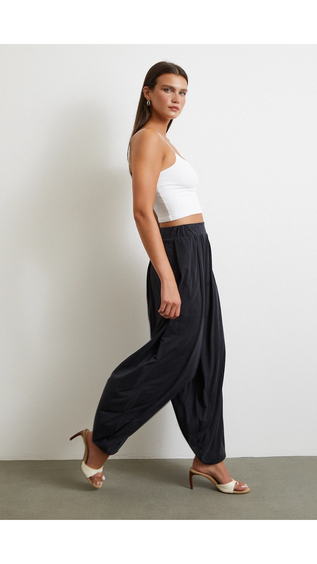 Paça Detaylı Şalvar Pantolon Antirasit