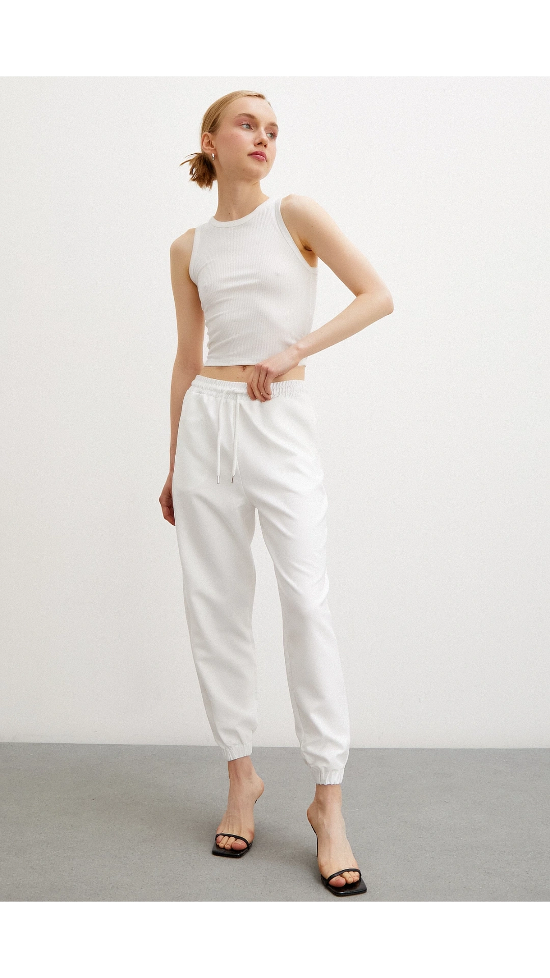 Likralı Eşofman Altı Beyaz