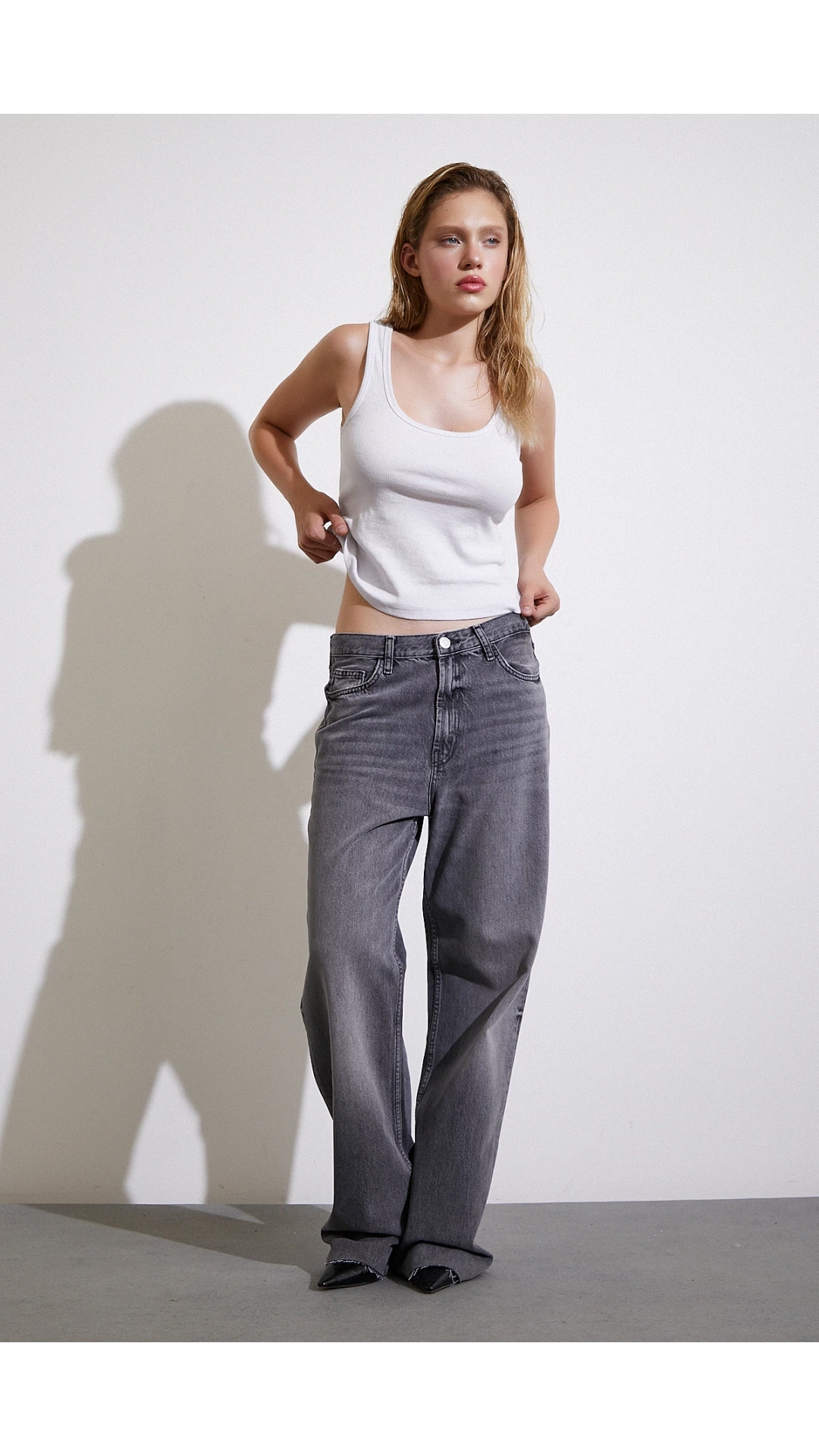 Yüksek Bel Kesik Paça Wide Leg Jean Antirasit