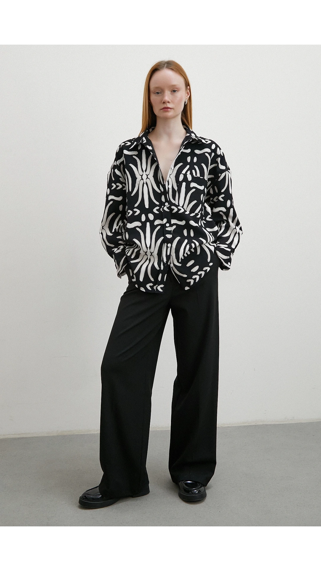 Kontrast Etnik Desen Krep Gömlek Siyah