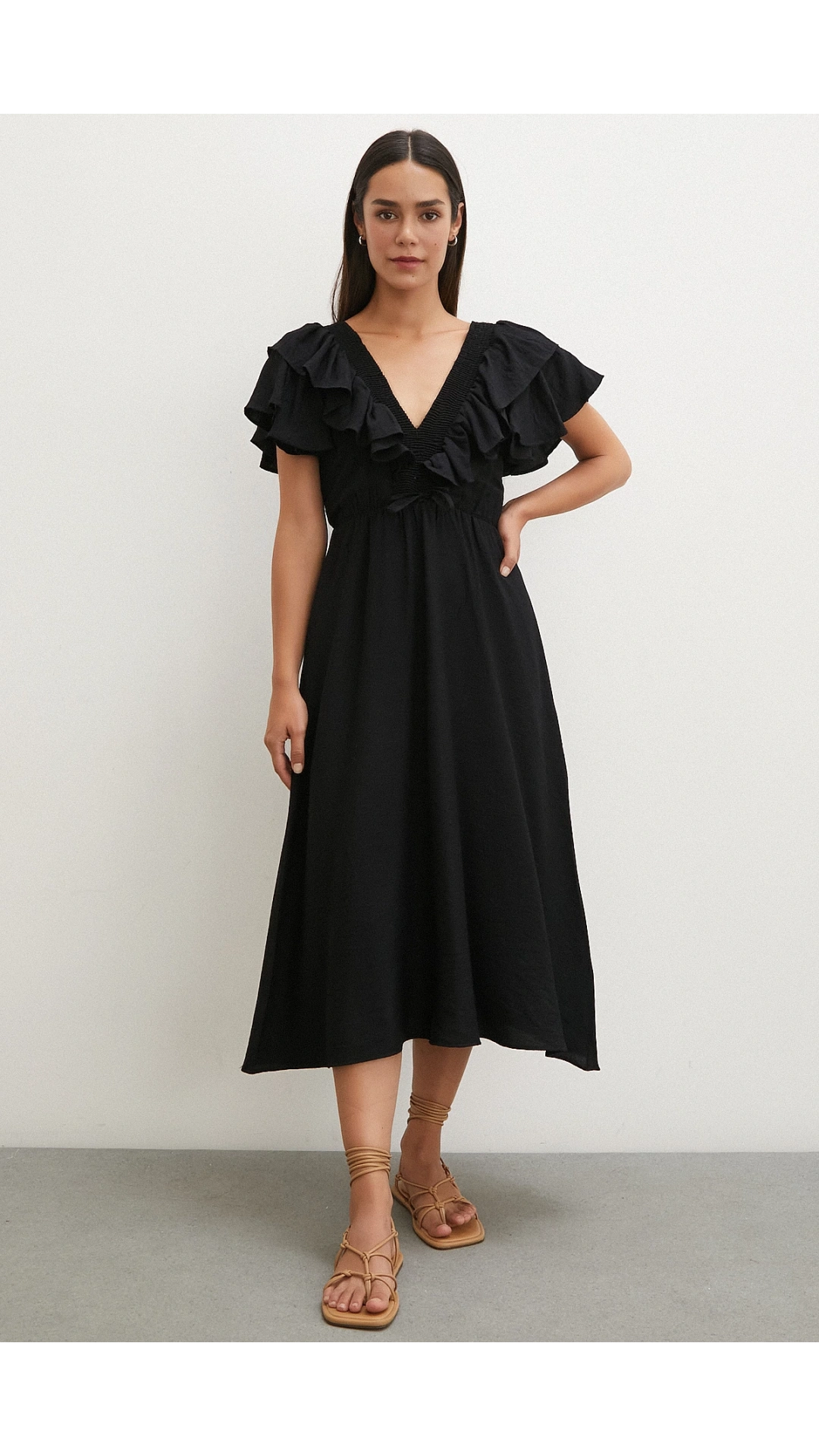 Fırfır Detaylı V Yaka  Gipeli Keten Elbise Siyah