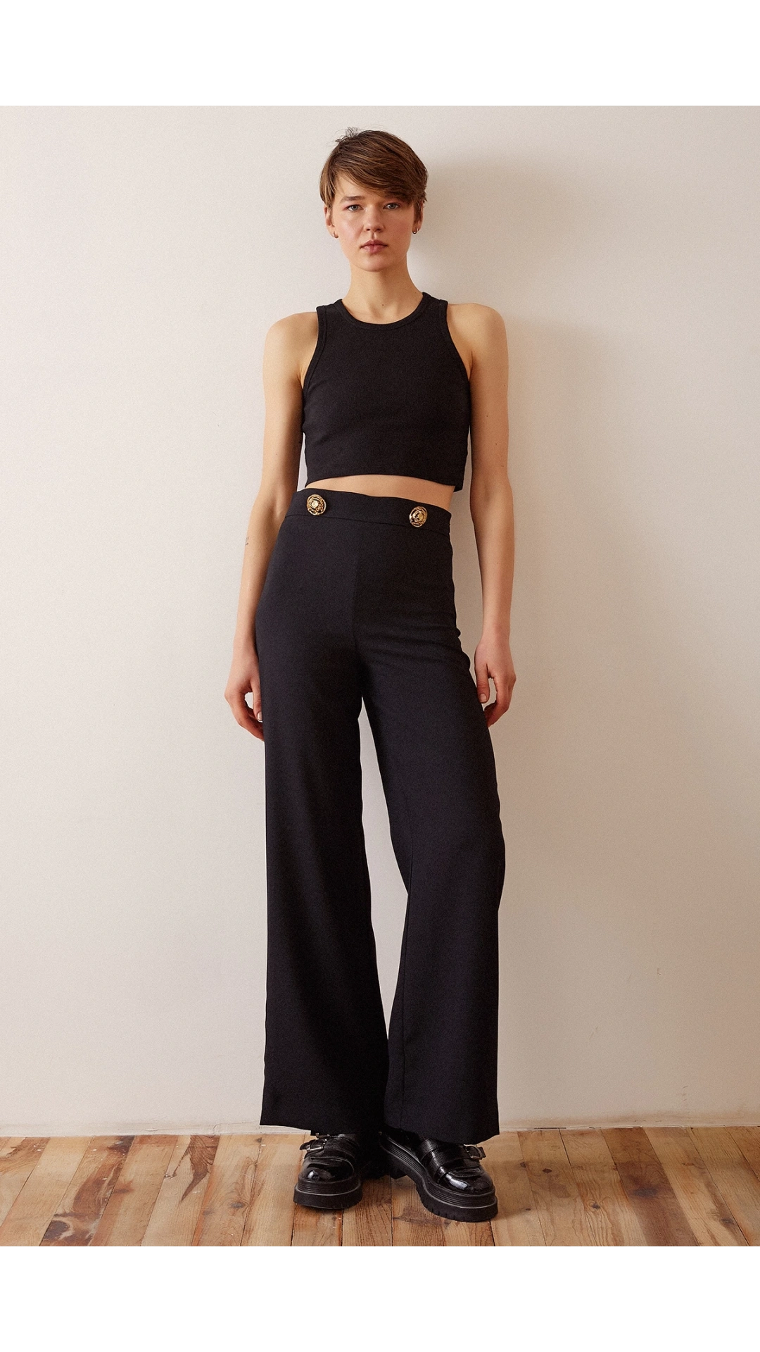 Düğme Detaylı Salaş Pantolon Siyah