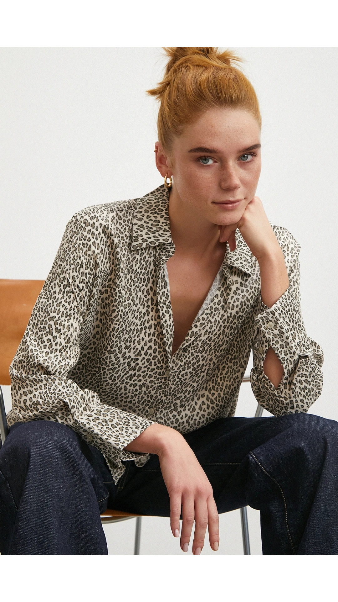 Leopar Desenli Viskon Saten Gömlek Krem