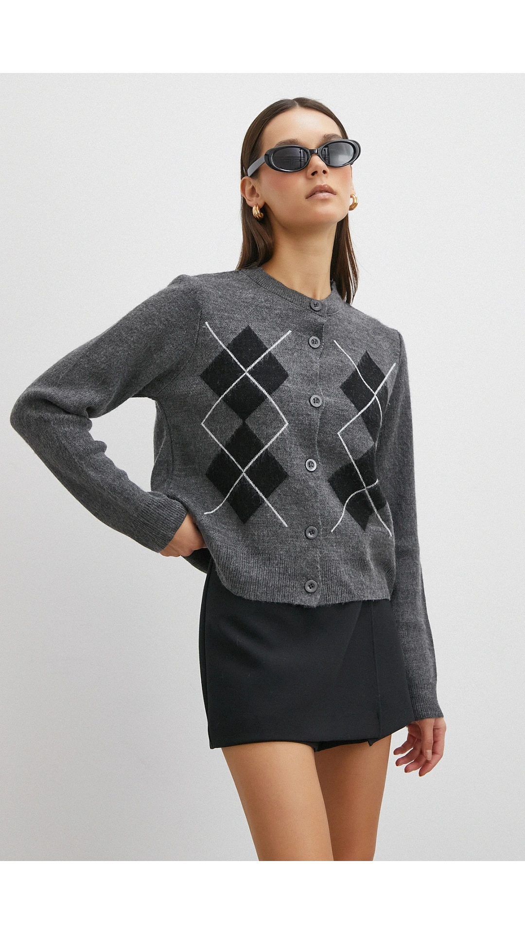 Düğmeli Baklava Desenli Hırka Antirasit