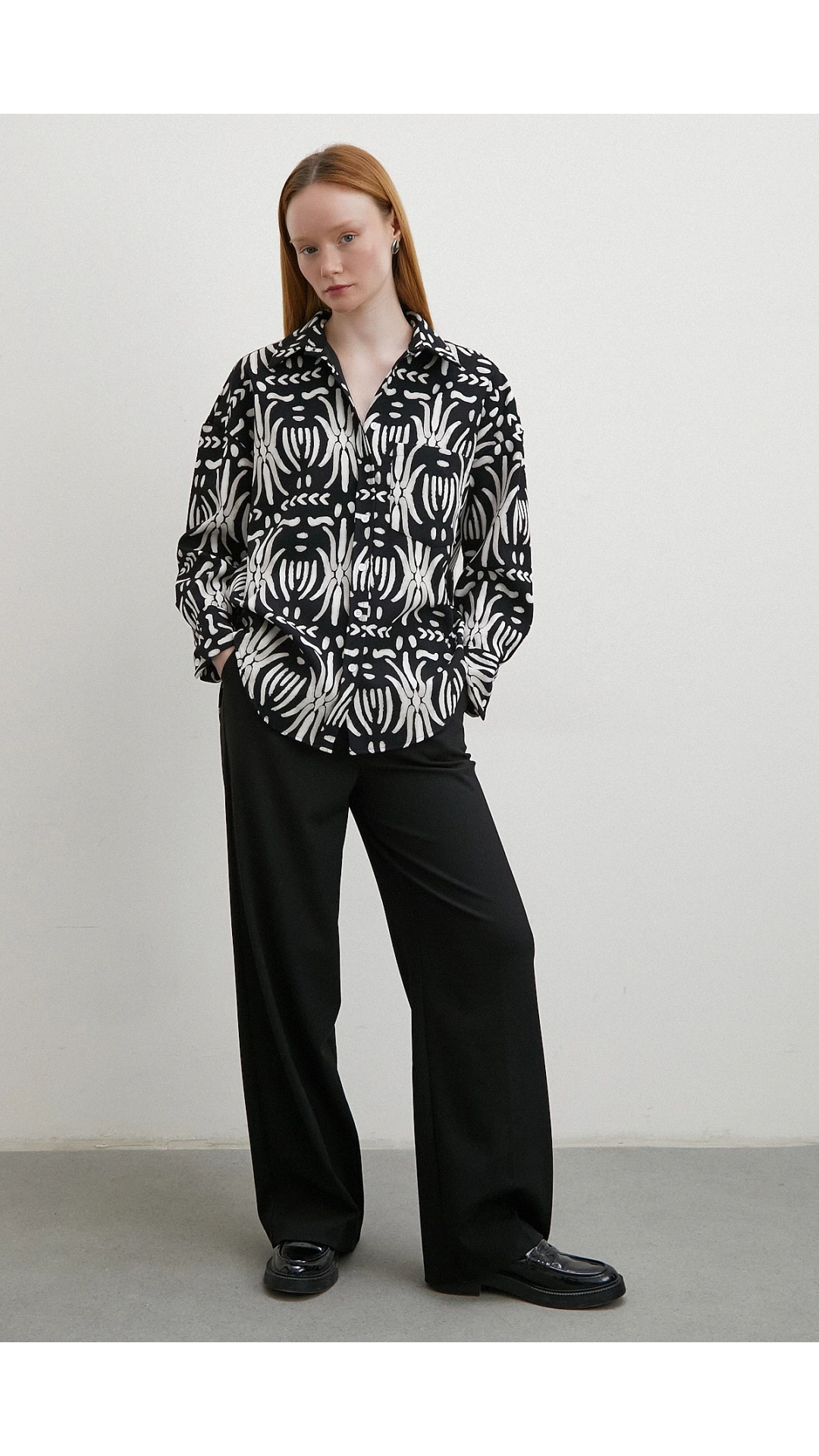 Krep Kontrast Desenli Gömlek Siyah