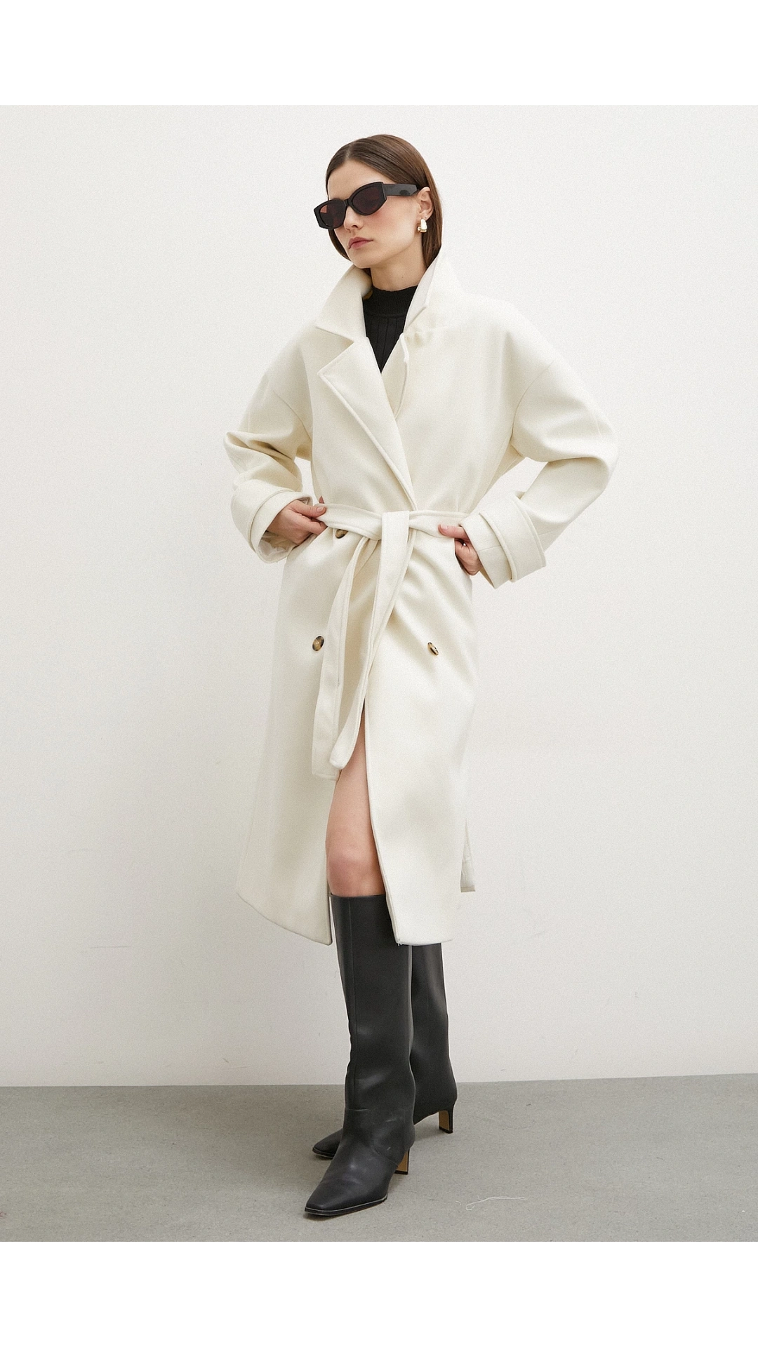 Kol Detaylı Robalı Kaşe Kaban Ekru