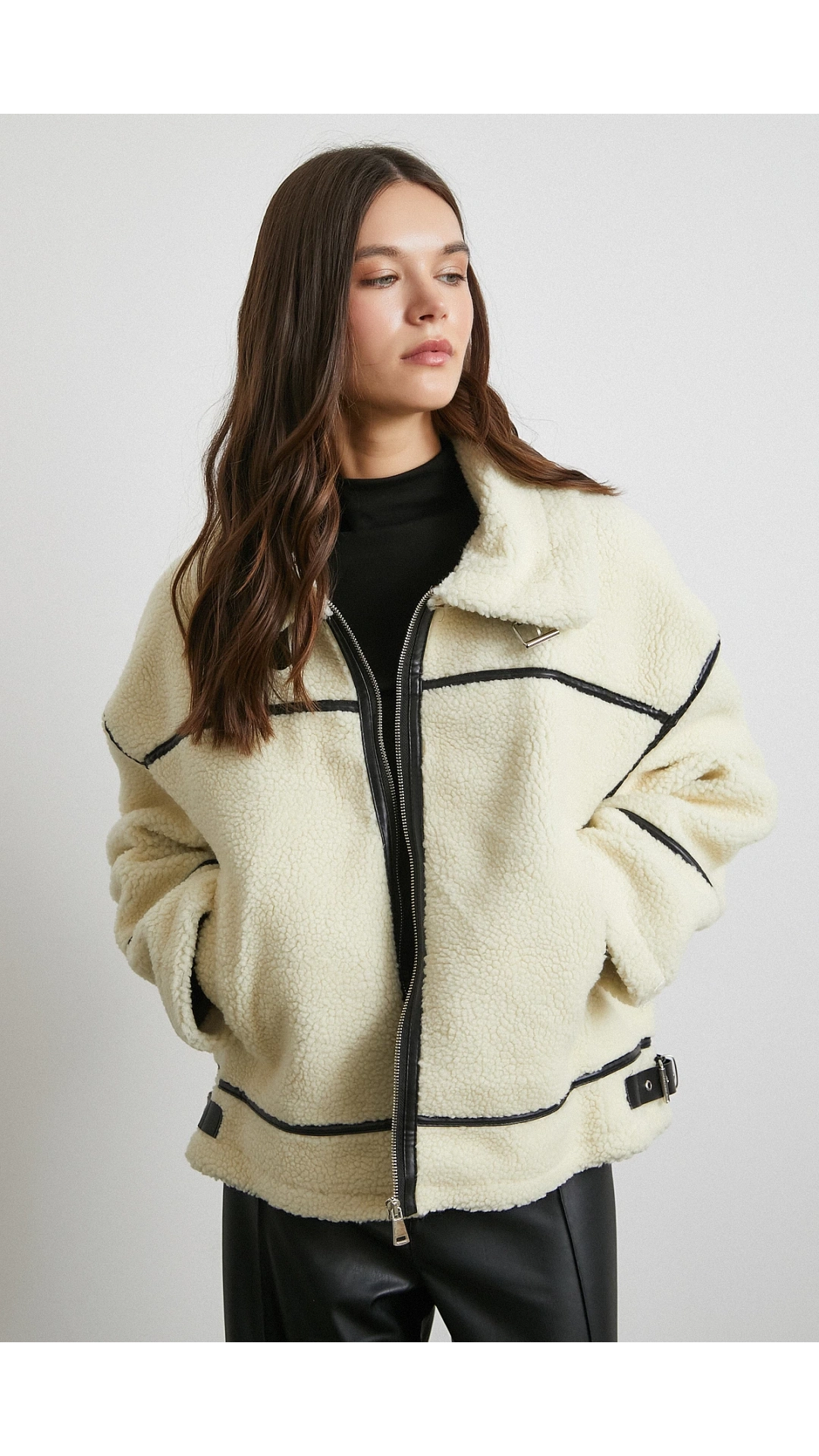 Ters Detay Lamine Biker Ceket Krem