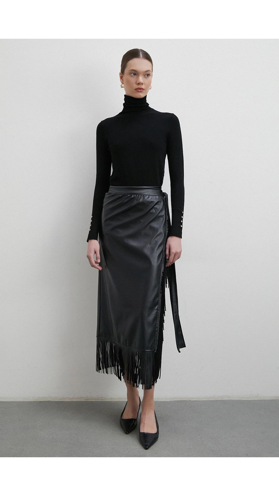 Bağlamalı Püsküllü Deri Etek Siyah