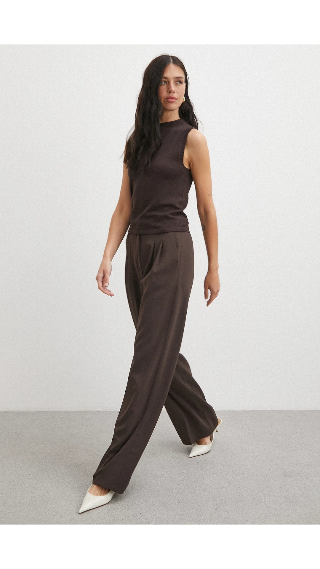 Beli Lastikli Pileli Geniş Paça Pantolon Kahve