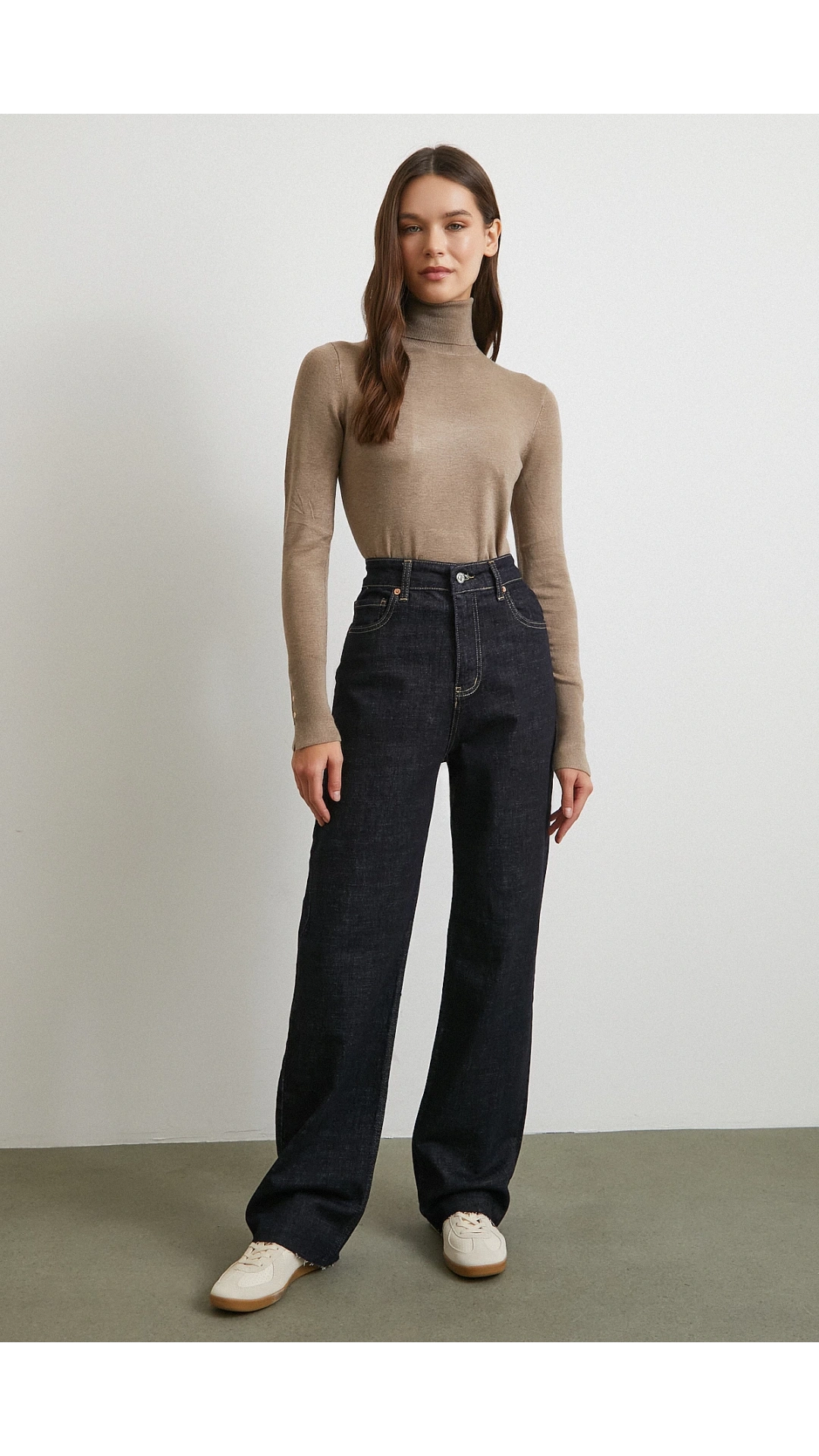 Yüksek Bel Kesik Boru Paça Jean Lacivert