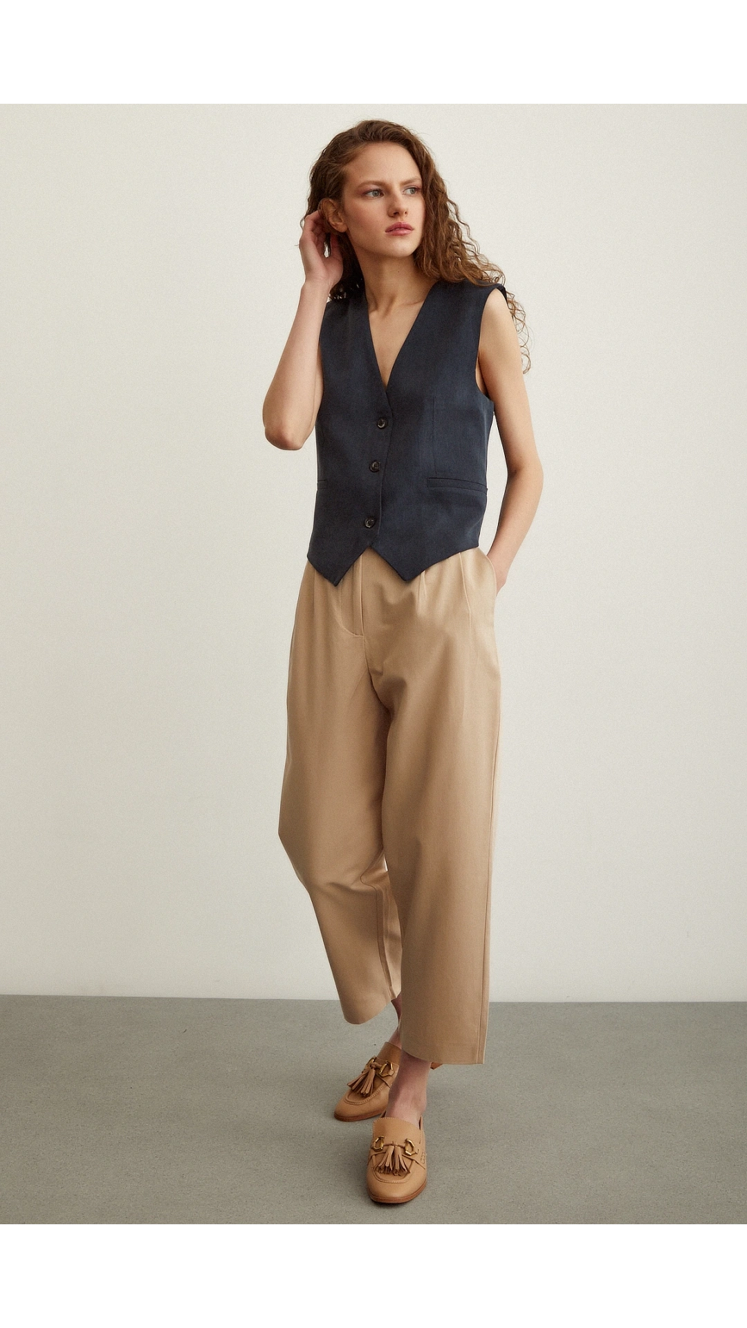 Önü Çift Pileli Pantolon Bej