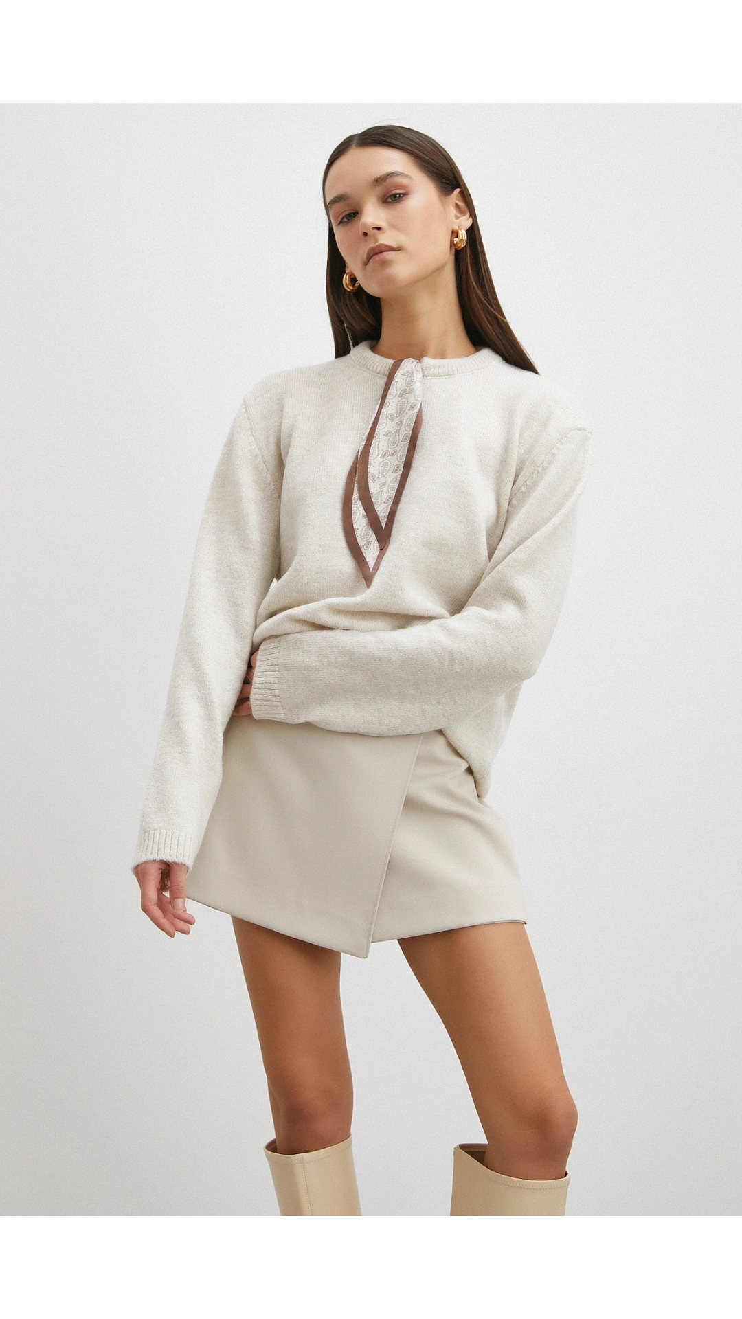 Fularlı Uzun Kollu Kazak Ekru