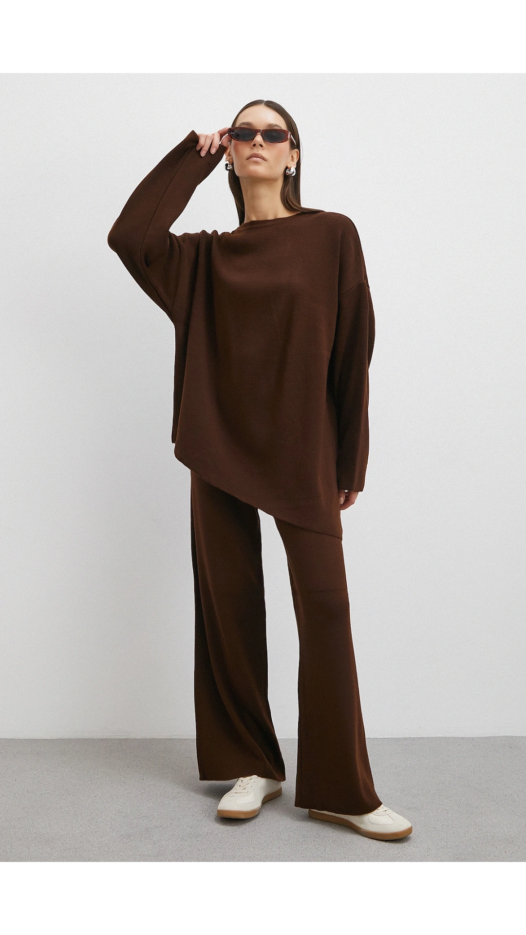 Eteği Çapraz Pantolonlu Bisiklet Yaka Takım Kahve