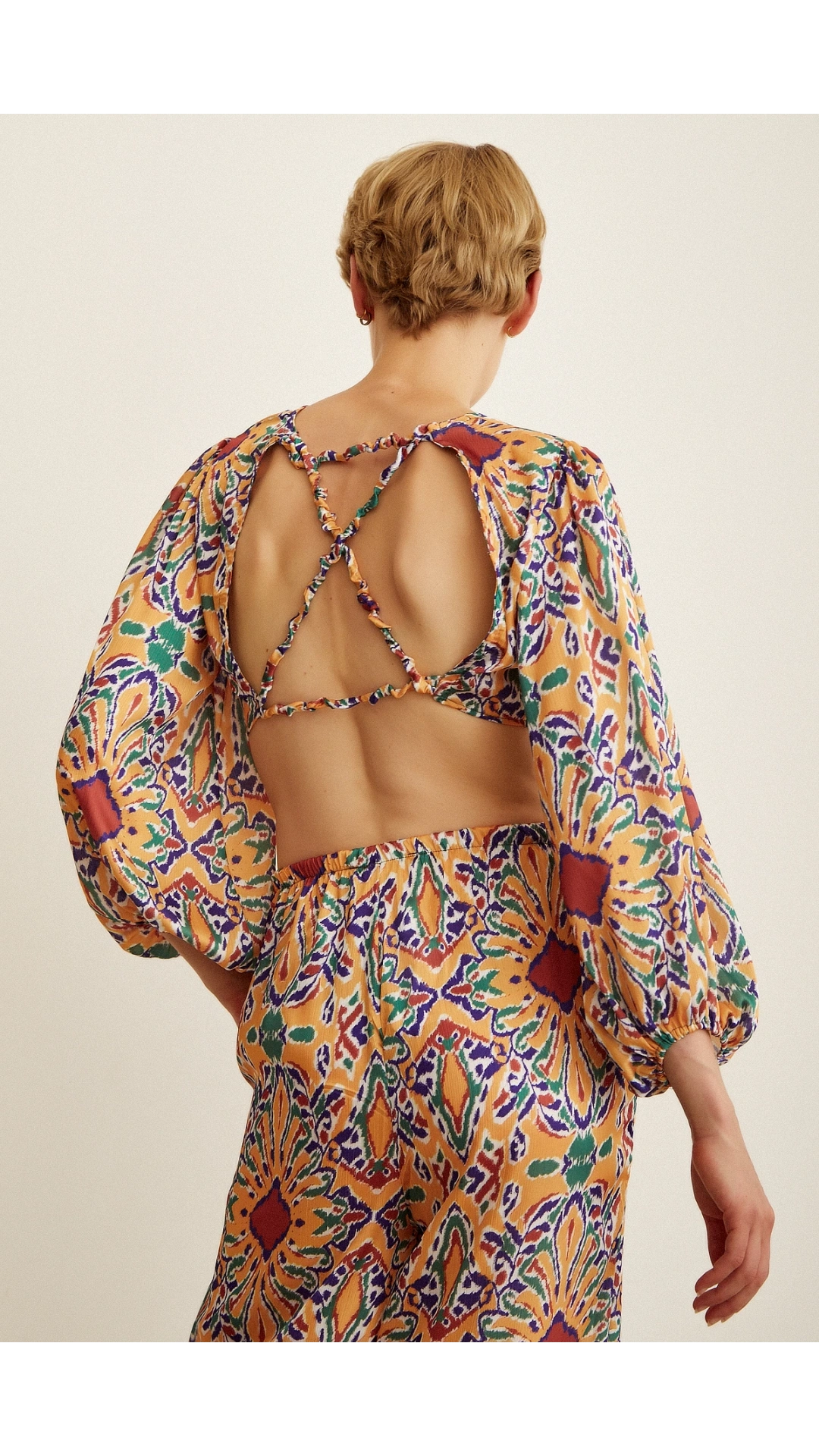 Sırt Dekolteli Crop Hardal