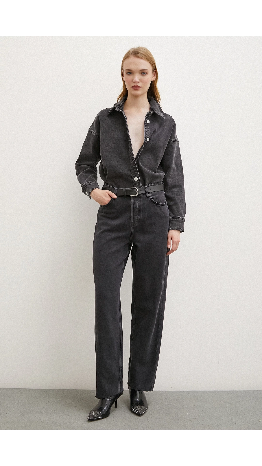 Yüksek Bel Kesik Paça Mom Jean Siyah