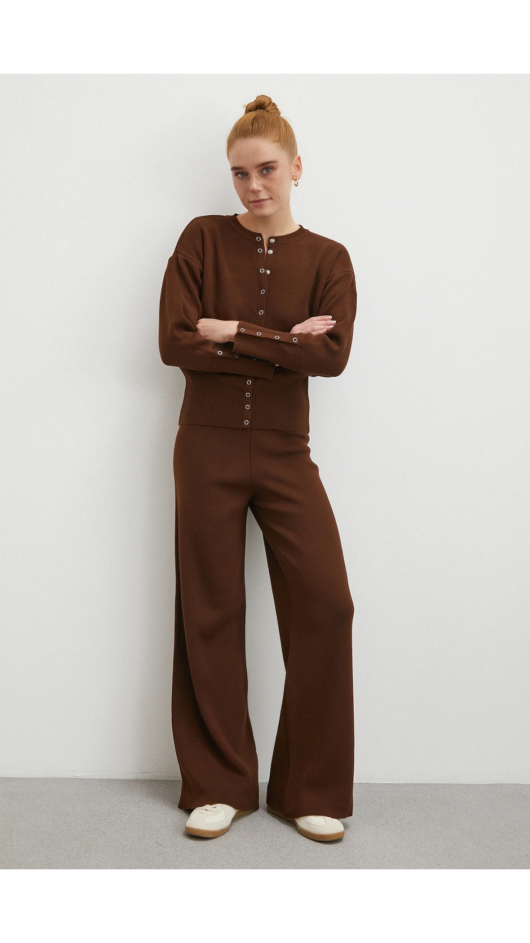Çıtçıtlı Pantolonlu Triko Takım Kahve