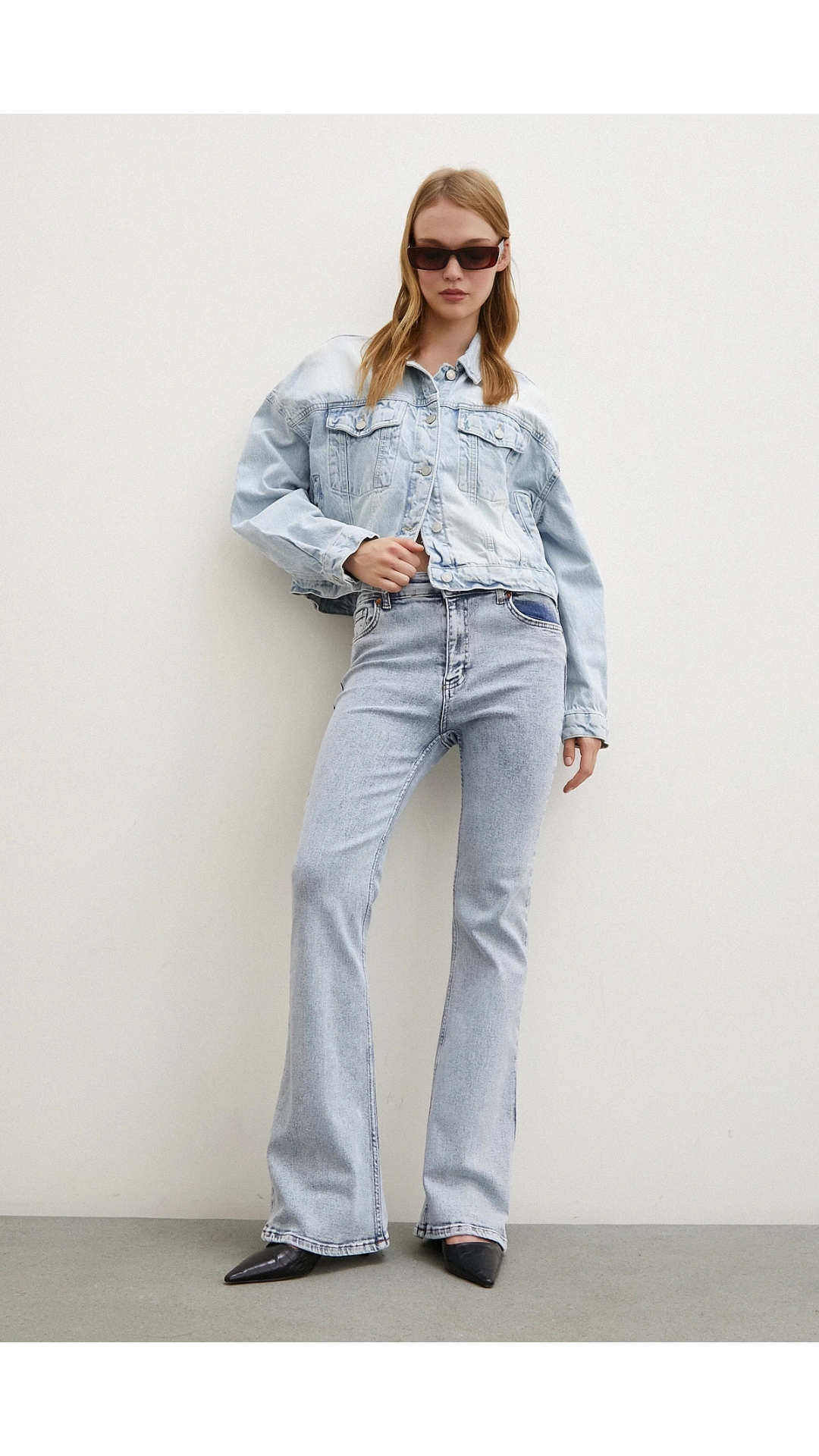 Yüksek Bel İspanyol Paça Jean Buz Mavisi