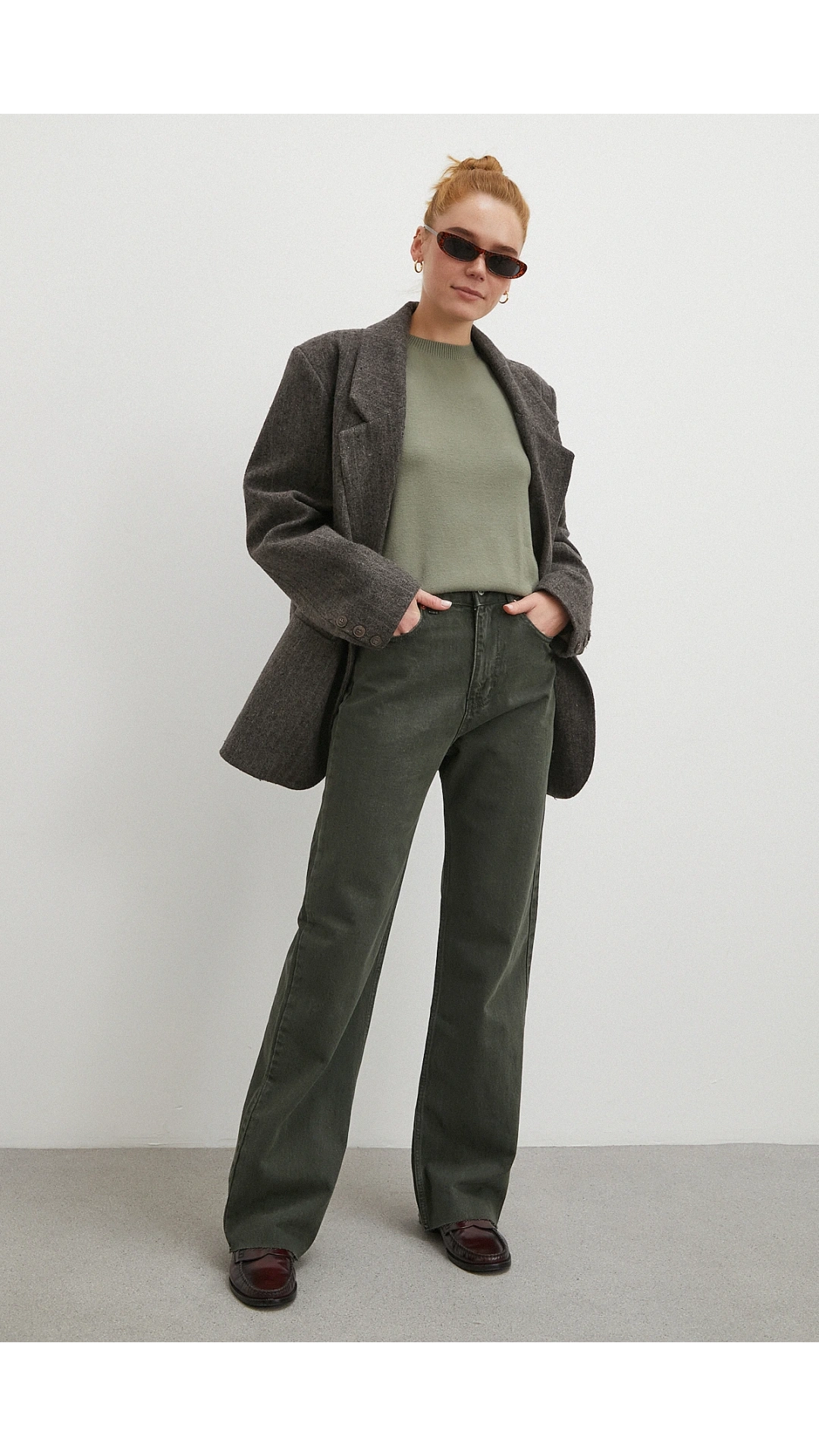 Yüksek Bel Kesik Boru Paça Jean Yeşil