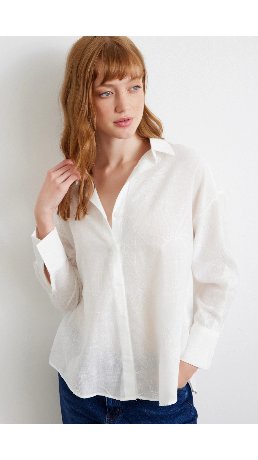 Nakış Detaylı Gömlek Beyaz