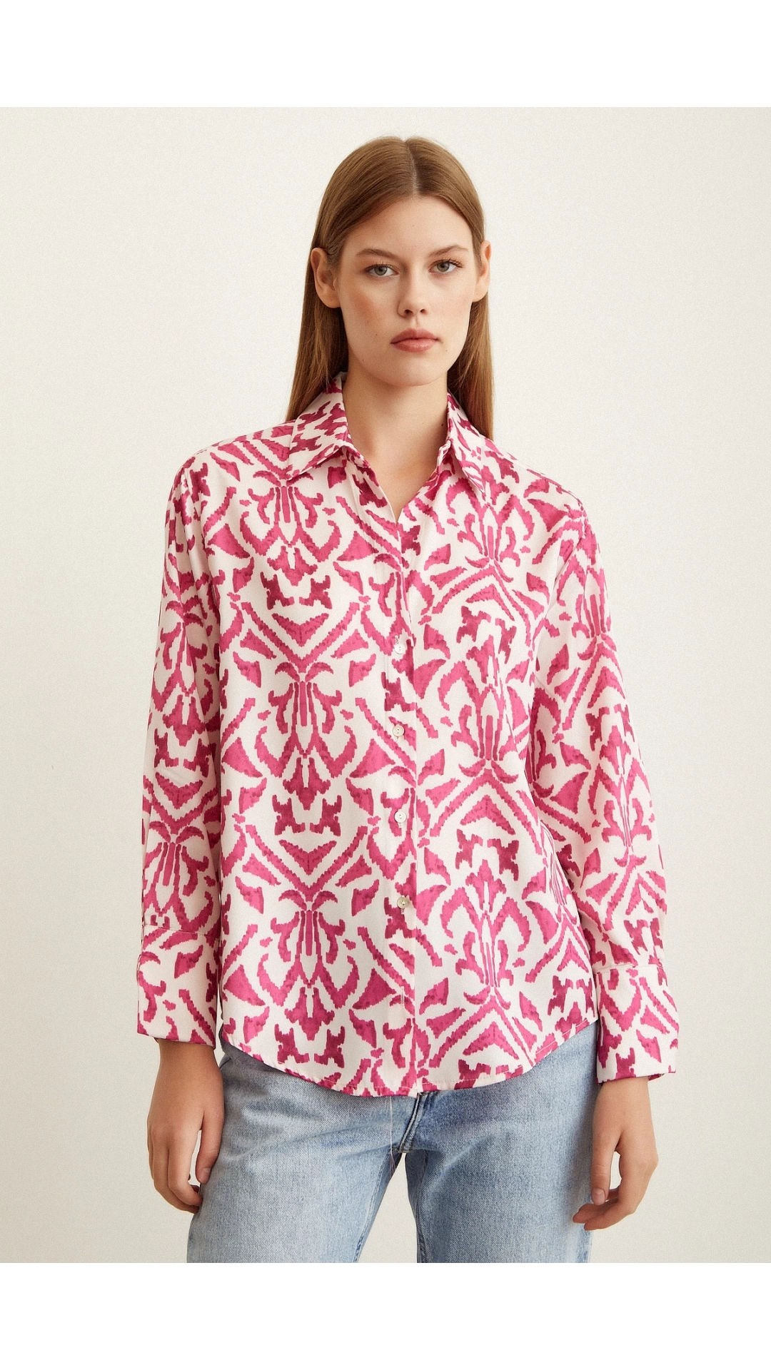 V Yaka Desenli Saten Gömlek Fuşya