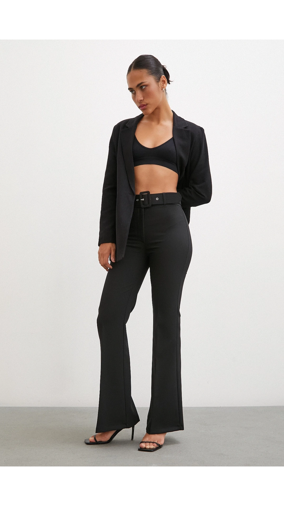 Kemerli İspanyol Paça Pantolon Siyah