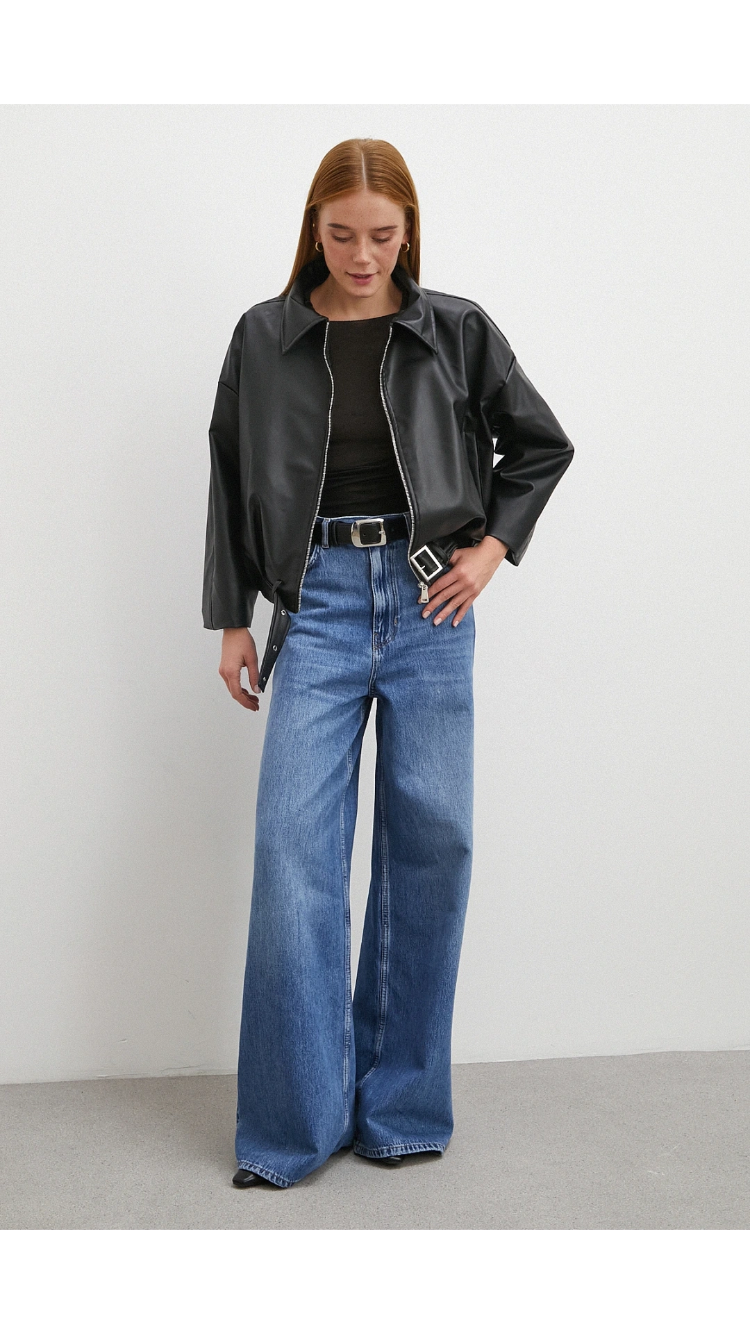 Yakalı Kemer Detaylı Deri Ceket Siyah