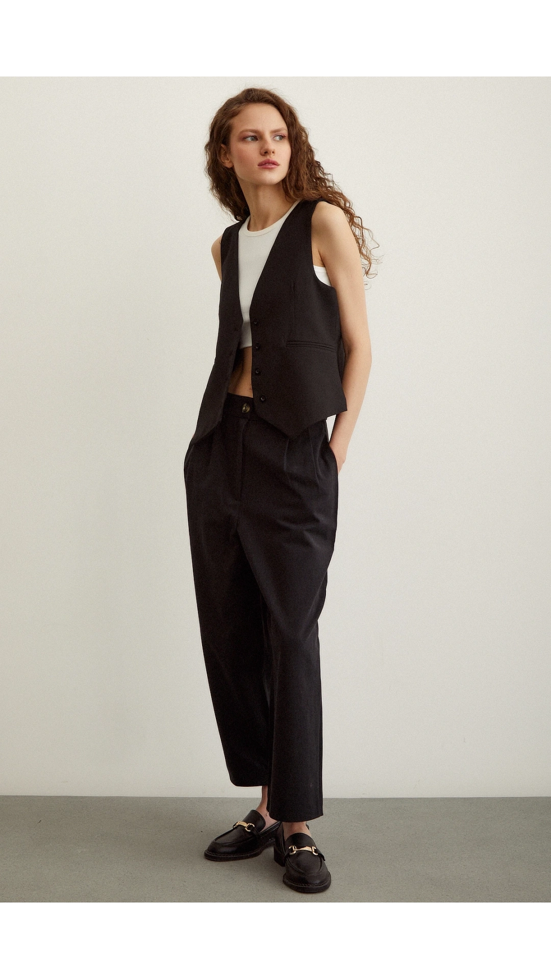 Önü Çift Pileli Pantolon Siyah