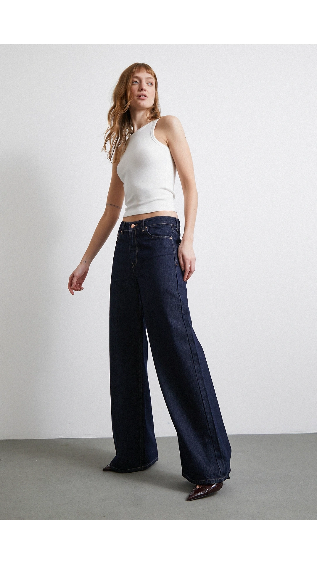 Beş Cepli Yüksek Bel Bol Paça Jean Koyu Lacivert