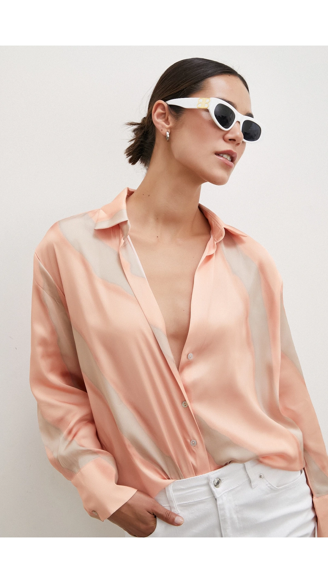 Desenli V Yaka Saten Gömlek Somon