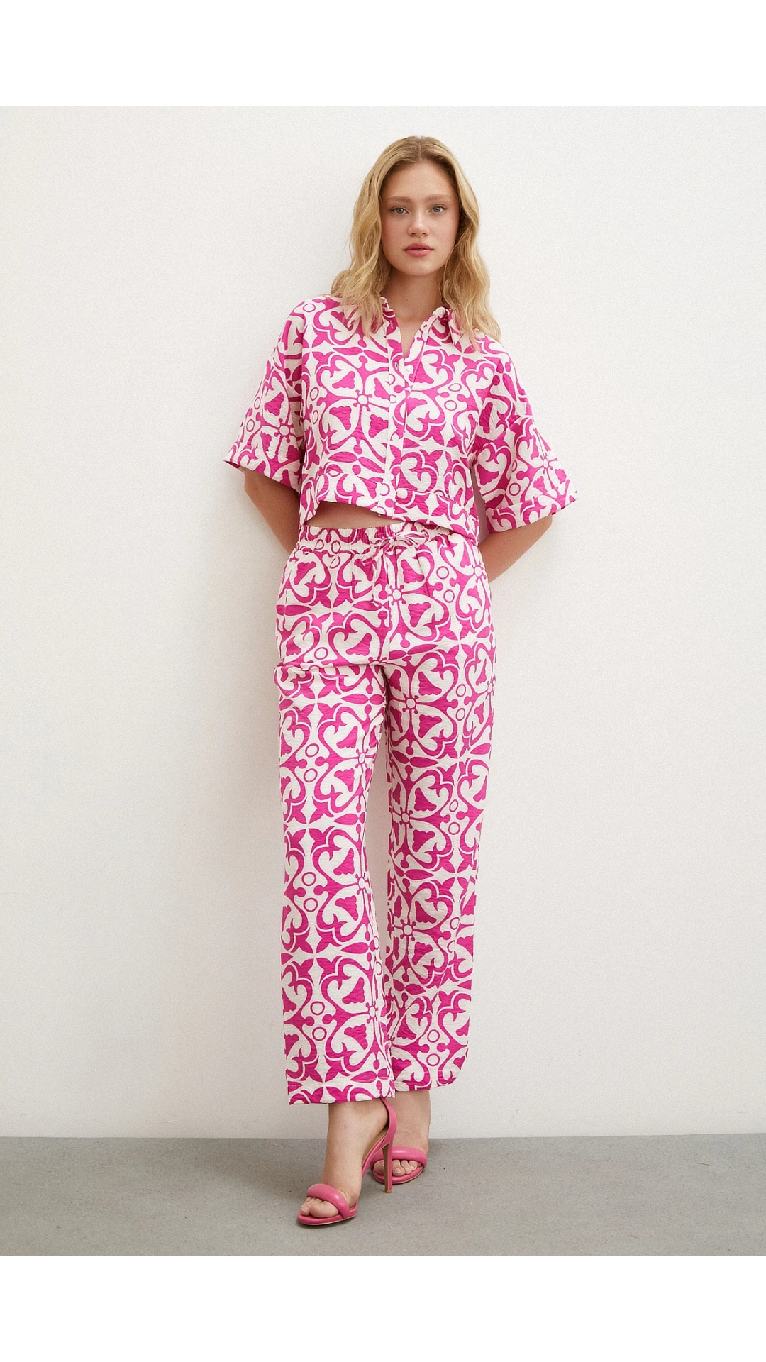 Beli Lastikli Boru Paça Pantolon Fuşya